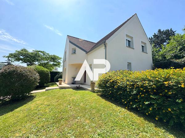 Maison à Montlignon, 7 pièces 186m2 €729 000 ** - Référence 1341