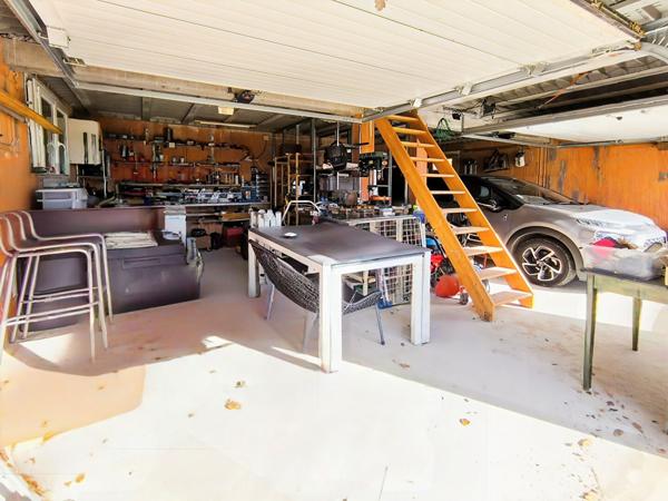 Maison proche Cahors 4 pièce(s) 135 m2, 3 chambres, sans travaux, vue dégagée