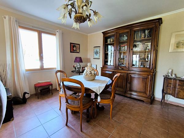 Maison proche Cahors 4 pièce(s) 135 m2, 3 chambres, sans travaux, vue dégagée