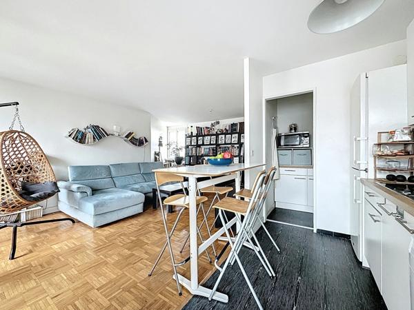 Crimée - Appartement 3 pièces lumineux avec grand balcon