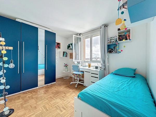 Crimée - Appartement 3 pièces lumineux avec grand balcon