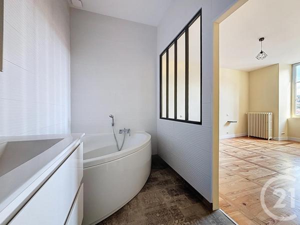 Appartement T5 à vendre  4 pièces - 182,82 m2 LE PUY EN VELAY - 43