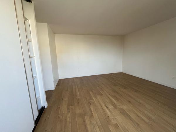 A VENDRE STUDIO 33 M² BALCONNET LES HESPERIDES NOGENT HÔTEL DE VILLE