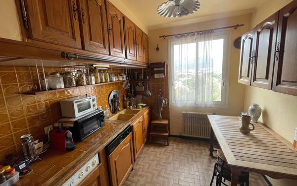 Maison à vendre    5 pièces • 100 m2 Toulon