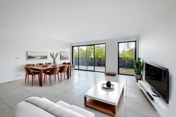 À Vendre Appartement T4 de 94 m² avec terrasse Dardilly