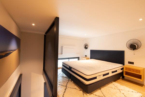 ARCHITECTURE OPTIMISÉE- 2020 - Bureaux dans un duplex entièrement rénové au coeur d'Arcachon centre - Arcachon