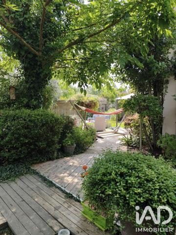 Maison à vendre 8 pièces 203 m² Montreuil-Juigné