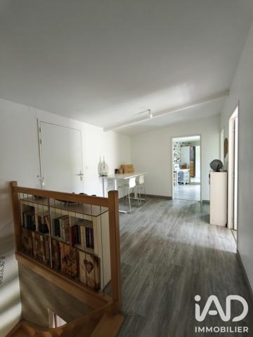 Maison à vendre 8 pièces 203 m² Montreuil-Juigné