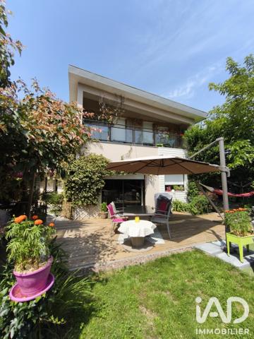 Maison à vendre 8 pièces 203 m² Montreuil-Juigné
