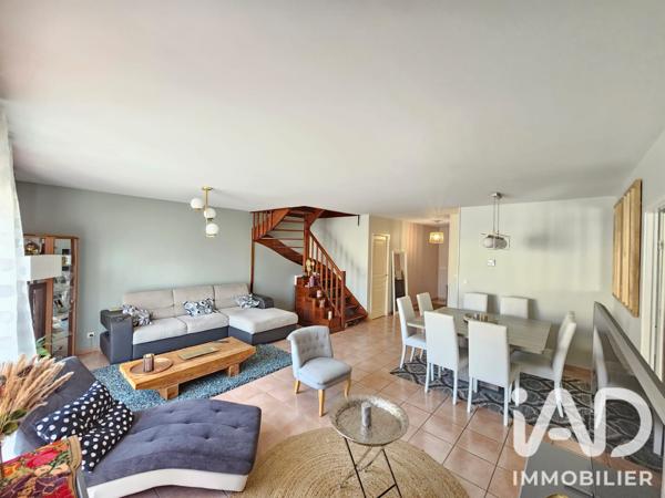 Maison à vendre 6 pièces 150 m² Moissy-Cramayel