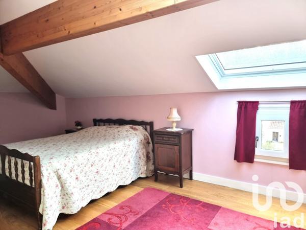 Demeure 10 pièces de 410 m² à Bourg-Charente (16200)