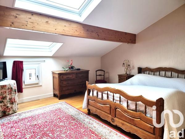 Demeure 10 pièces de 410 m² à Bourg-Charente (16200)