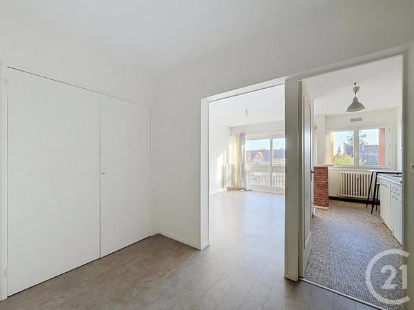 Appartement F2 à vendre  2 pièces - 44,25 m 2   CHARTRES  - 28