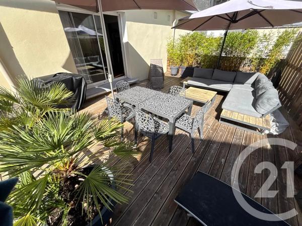 Maison à vendre  10 pièces - 236,15 m 2   VANNES  - 56