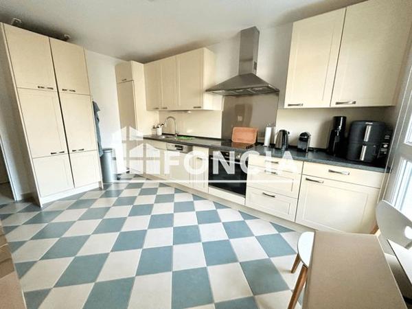 Location Appartement 3 pièces 87.29 m² - 22/24/26 CH. DE PLANCHE BRULEE - Ferney-voltaire 01210