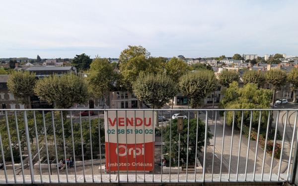Appartement à vendre    3 pièces • 63,28 m2 Orléans