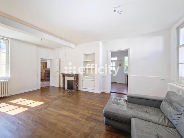 Maison 8 pièces - 220 m²