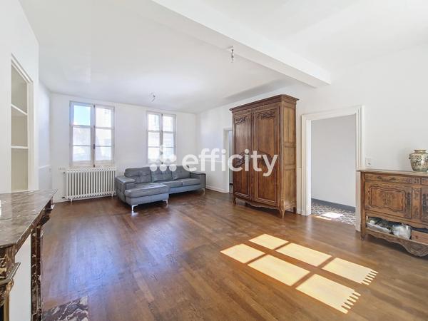 Maison 8 pièces - 220 m²