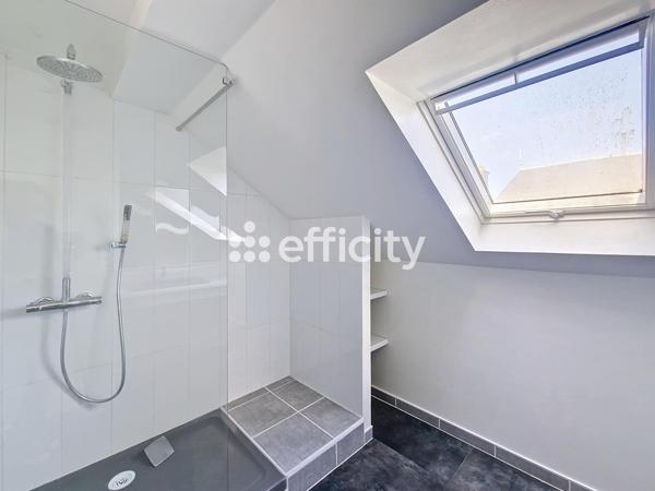 Maison 8 pièces - 220 m²