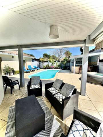 Gujan-Mestras (33470) Coup de cœur, Maison lumineuse avec jardin et piscine