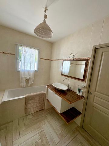 Gujan-Mestras (33470) Coup de cœur, Maison lumineuse avec jardin et piscine