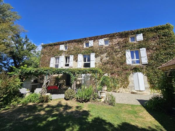 ANCIEN MOULIN DANS UN ENVIRONNEMENT ROMANTIQUE Lectoure