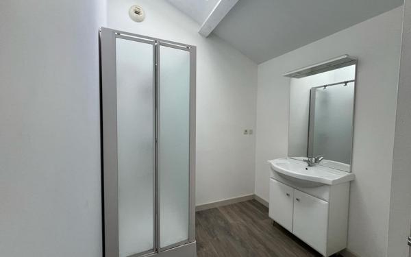 Appartement à louer    3 pièces •  Barcelonne-du-Gers