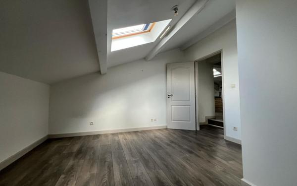 Appartement à louer    3 pièces •  Barcelonne-du-Gers