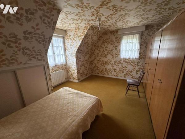 SAINT MALO - SAINT SERVAN- Maison (1977) spacieuse (195m²) - 5 chambres dont une en RDC