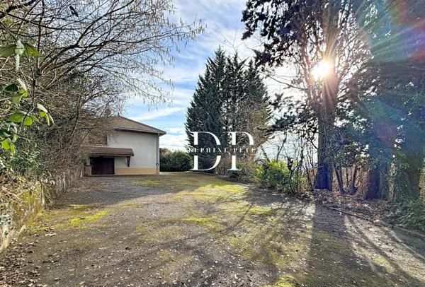 Maison à vendre 5 pièces de 137 m2, terrain d'env. 1000 m2 LUCINGES (74)