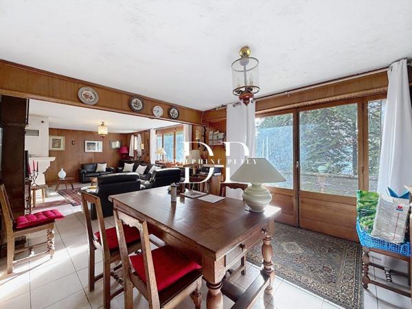 Maison à vendre 5 pièces de 137 m2, terrain d'env. 1000 m2 LUCINGES (74)