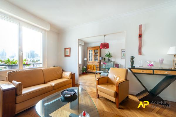 Appartement lumineux de charme à La Garenne-Colombes, vue dégagée au 6ème étage 475 000 € **  - Référence  13997