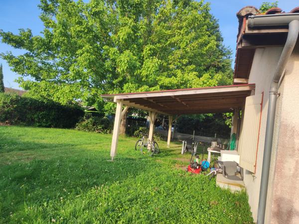 Maison des années 80, 4 chambres, 850m² terrain, Bazas, Gironde, Aquitaine.