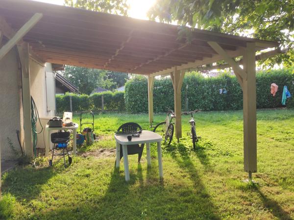 Maison des années 80, 4 chambres, 850m² terrain, Bazas, Gironde, Aquitaine.