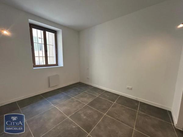 Appartement à louer 2 pièces 44.4m² Brignoles (83170)