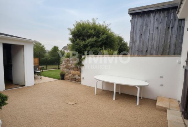 Maison construction traditionnelle sur sous-sol total avec dépendances