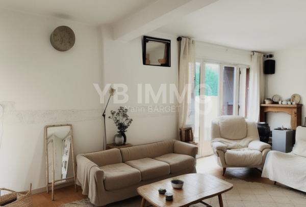 Maison construction traditionnelle sur sous-sol total avec dépendances