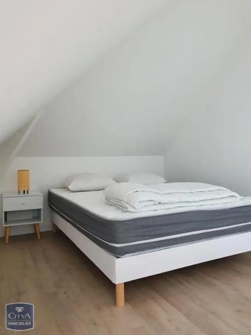Appartement à louer 4 pièces 77.1m² Saumur (49400)