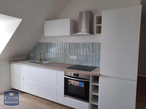 Appartement à louer 4 pièces 77.1m² Saumur (49400)