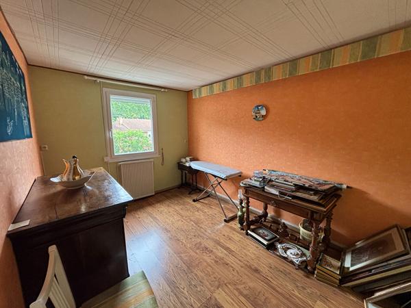 CARCASSONNE, MAISON FAMILIALE AVEC PISCINE ET GARAGES