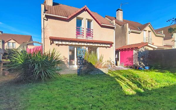 Maison à vendre    5 pièces •  Pau