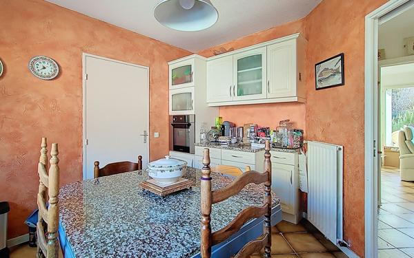 Maison à vendre    5 pièces •  Pau