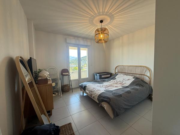 Appartement T3 (71 m²) à louer à BORGO