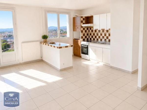 Appartement à louer 2 pièces 42.36m² Riorges (42153)