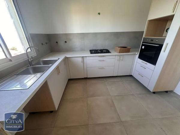 Maison à louer 4 pièces 79.1m² Petite-Île (97429)