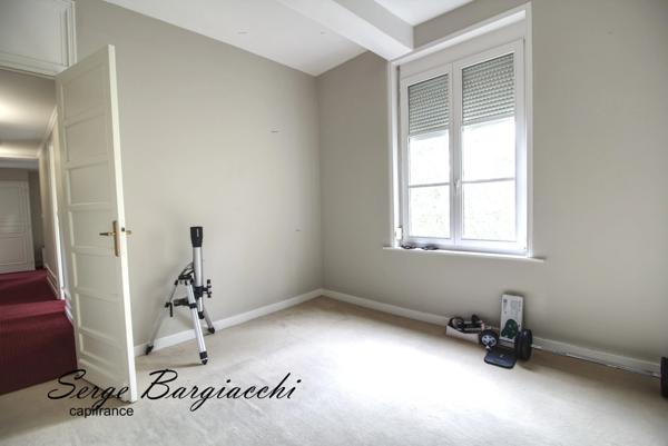 Magnifique appartement familiale à Douai avec jardin a deux pas du centre ville , 3 chambres, 134 m²