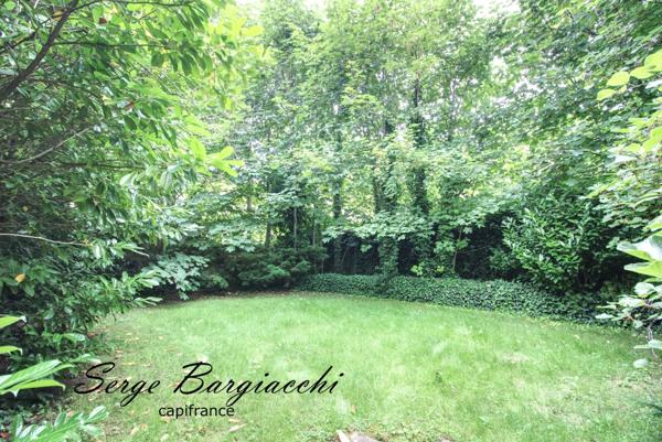 Magnifique appartement familiale à Douai avec jardin a deux pas du centre ville , 3 chambres, 134 m²