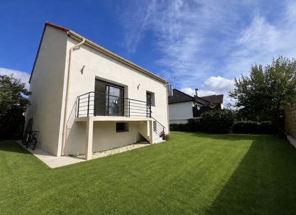Maison 6 pièces 116.77 m2