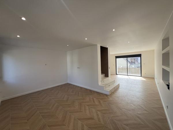 Maison 6 pièces 116.77 m2