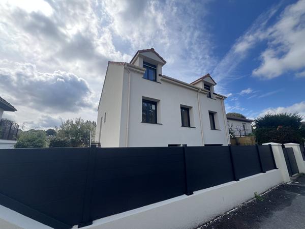 Maison 6 pièces 116.77 m2
